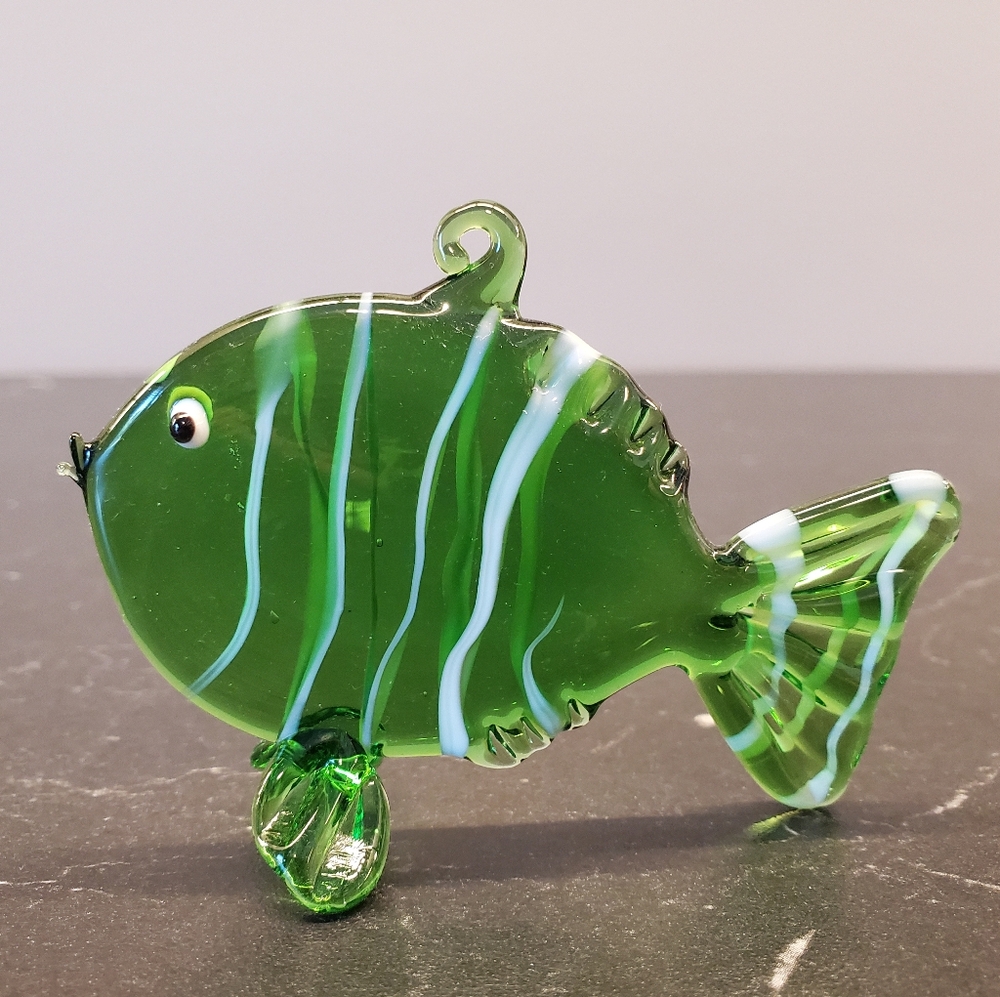 Vintage Handblown Glass Fish. Artist Unknown. - Picture 2 of 4